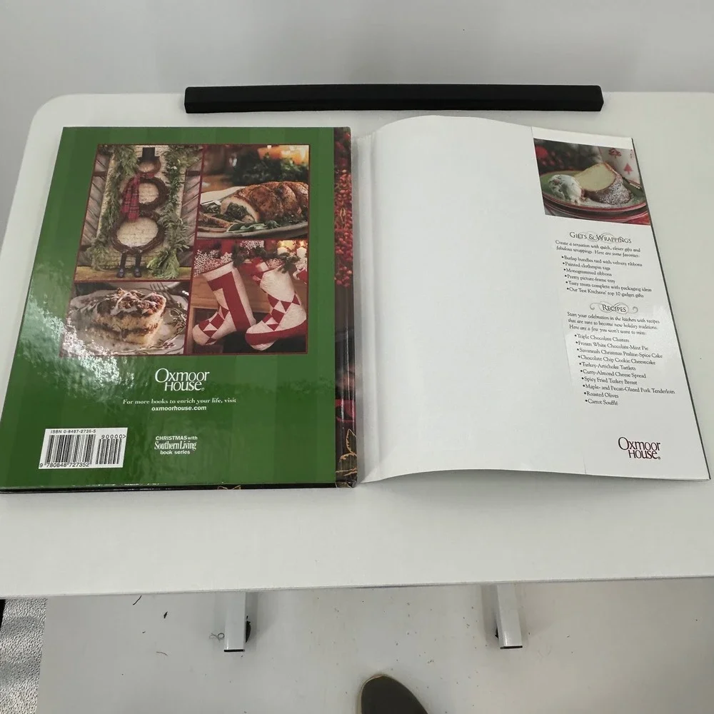 Christmas with Southern Living 2003 Oxmoor House Holiday Decorating Recipes Book